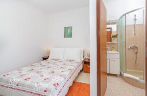 Koupelna v ubytování Apartments Elica