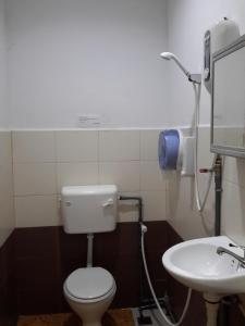 Koupelna v ubytování Rasa Motel