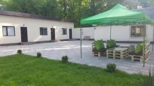 Gallery image of Prime Time Guest House in Kant