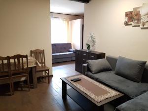 Posedenie v ubytovaní Apartamenty u Bodzia