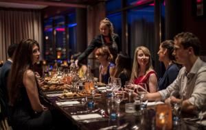 Tetamu yang menginap di Absolute Hotel Limerick