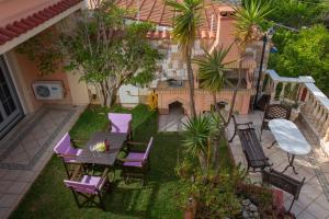 A garden outside Ira Apartments