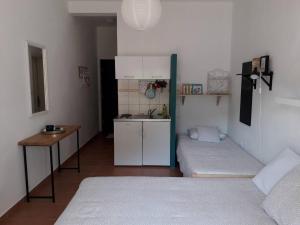 Una cocina o cocineta en Apartmani Tia 40 fotos más