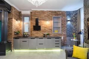 Kuchyňa alebo kuchynka v ubytovaní Viktoria Luxury Apartment