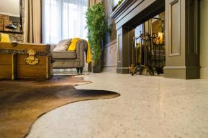 Posedenie v ubytovaní Viktoria Luxury Apartment