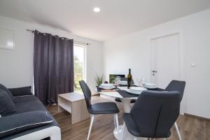 Posezení v ubytování Luxury Mobile Homes Liza