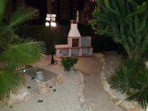 Ogród w obiekcie Villa Vid-Bil Calpe