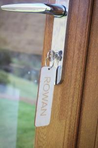 a door opener with a door tag on it at Howe of Torbeg in Ballater