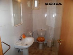 Bagno di Metaxas Mansion