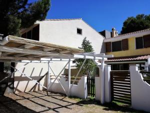 The building in which the holiday home is located