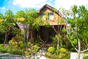 Gallery image of Cotton Tree Cottages in Gili Trawangan