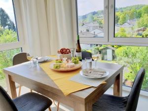 Nespecifikovaný výhled na hory nebo výhled na hory při pohledu z apartmánu