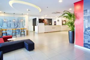 Red Planet Makati Avenue Manila的休息区