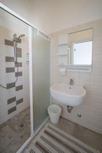 A bathroom at Locanda Villa Fiori