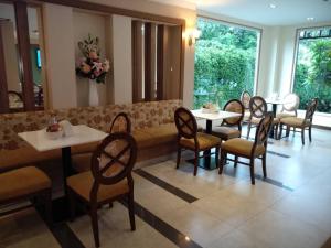 Χώρος καθιστικού στο Kitlada Hotel Udonthani
