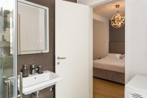 Posteľ alebo postele v izbe v ubytovaní Perla Apartmani Split + 37 fotografií