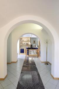 Kuchyň nebo kuchyňský kout v ubytování Elba Hotel