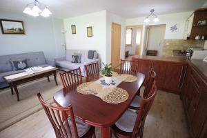 Kuchnia lub aneks kuchenny w obiekcie Apartament BazaTatry Giewont View