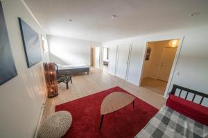 Posezení v ubytování Pinetree Lodge