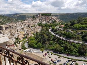 Gallery image of B&B CARRUBBELLE in Ragusa