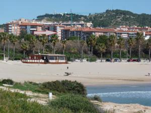 Galeriebild der Unterkunft tarragonaapartments arrabassada beach in Tarragona