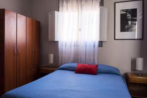 Cama ou camas em um quarto em Hostal Boonen