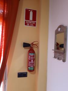 Certifikát, hodnocení, plakát nebo jiný dokument vystavený v ubytování Casa Pueblo Alzira No Compartida