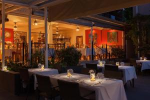 Restaurant ou autre lieu de restauration dans l'établissement Le Repaire - Boutique Hotel & Restaurant