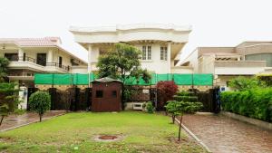 Gallery image of royal cottage guest house in Islamabad