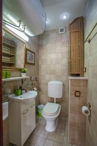 Vannituba majutusasutuses Apartments Wine House Old Town