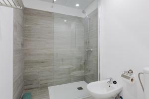 Kúpeľňa v ubytovaní Hola Málaga Premium Centro