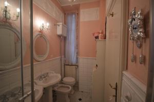 Koupelna v ubytování A casa di Beatrice + 6 fotografií