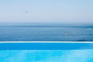 Gallery image of Villa El Horizonte infinite pool in La Herradura