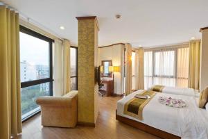 Gallery image of Sunset Westlake Hanoi Hotel in Hanoi