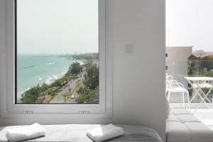 Gallery image of The White Pearl Suite - beach front city centre with sea view. in Limassol