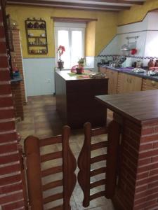 Hotel Rural La Rosa de los Tiempos廚房或簡易廚房