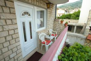 Balkón nebo terasa v ubytování Guesthouse Adi