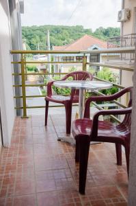 A balcony or terrace at Apartmani Banja SPA