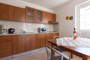 Kuchyň nebo kuchyňský kout v ubytování Apartments Isabela Punat by El-Pi Tours