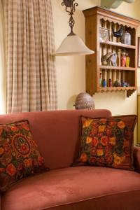 A seating area at El Farolito B&B Inn