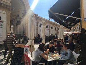 Hostia v ubytovaní Apartamento Aromas del Mercado