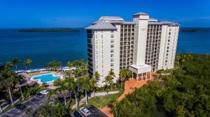 an aerial view of a resort with a pool at Resort Harbour Properties - Fort Myers / Sanibel Gateway in Punta Rassa