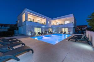 Basen w obiekcie Luxury Apartments Marija lub w pobliżu