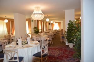 Restaurace v ubytování Olympic regina hotel