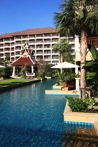 Bazen u ili blizu objekta The Heritage Pattaya Beach Resort-SHA