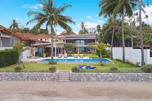 Bazén v ubytování Villa SeaNest Samui nebo v jeho okolí