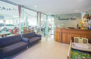 Gallery image of The Glasshouse place in Trang