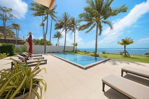 Bazén v ubytování Villa SeaNest Samui nebo v jeho okolí