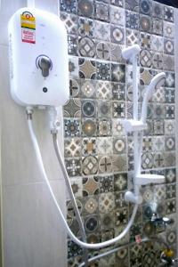 Vonios kambarys apgyvendinimo įstaigoje Baanmai Phaipa House