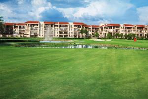 Gallery image of Jaypee Greens Golf and Spa Resort in Greater Noida